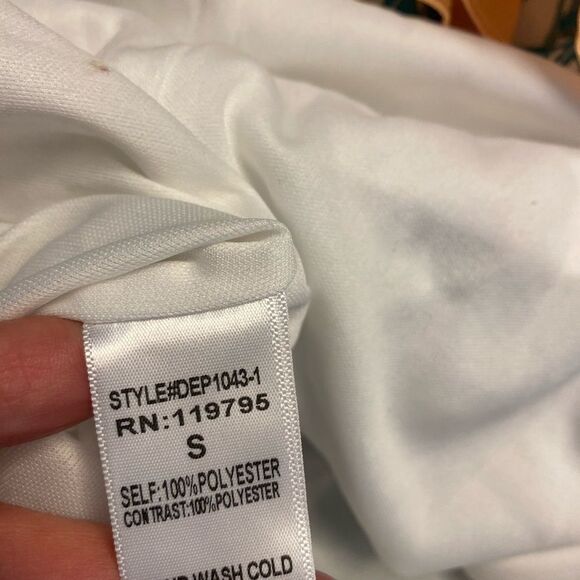 The Moon, absolutely gorgeous dress ! Dior style! True to size S - Picture 9 of 9